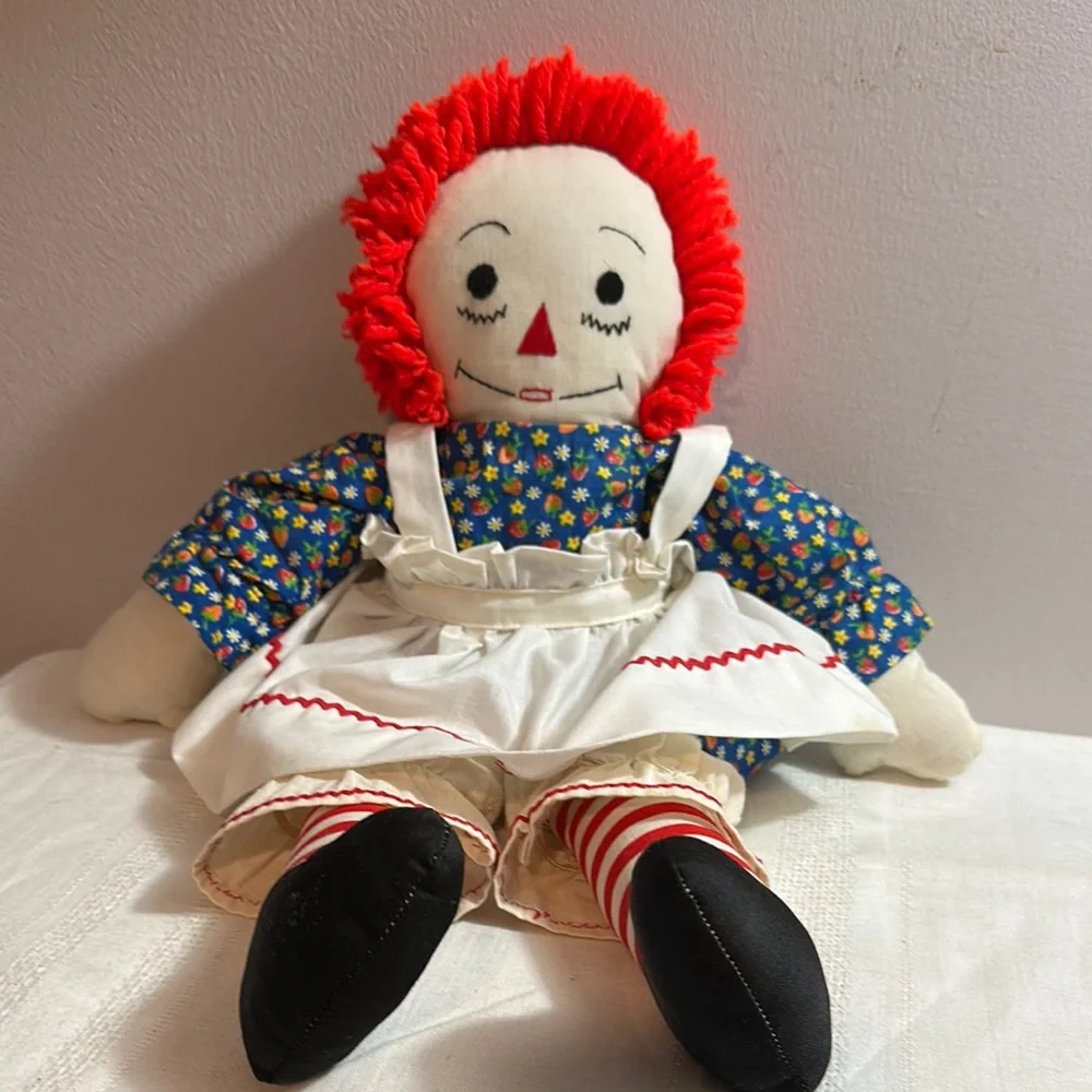 VINTAGE Raggedy Ann Doll Classic Rag Doll with Red Hair 19” tall